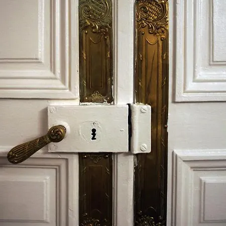 Apartment Victor Masse - 6 Adults Paris
