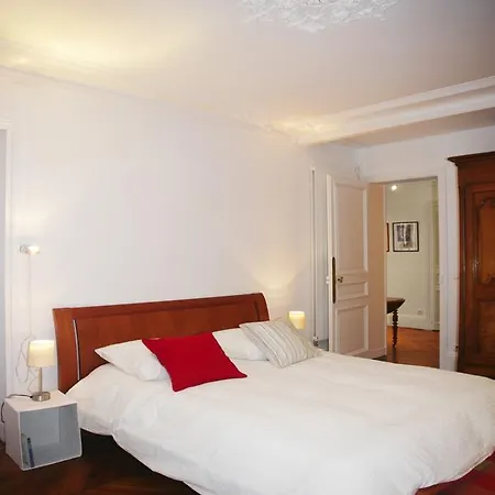 Apartment Victor Masse - 6 Adults Paris