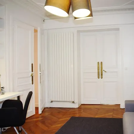 Apartment Victor Masse - 6 Adults Paris